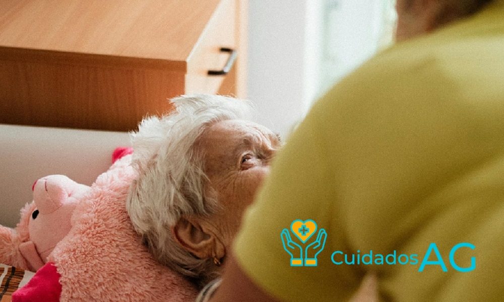 Cuidado de personas mayores a domicilio en Madrid